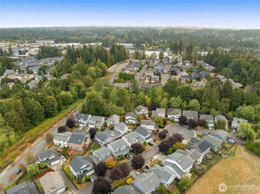 Property photo for 18631 10th Avenue SE, Bothell photo 36