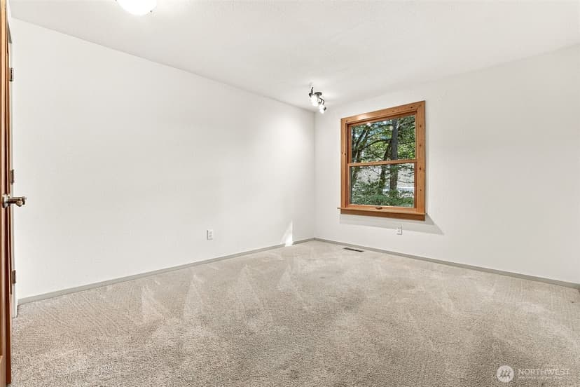 Property photo for 28415 181st Avenue SE, Kent photo 23