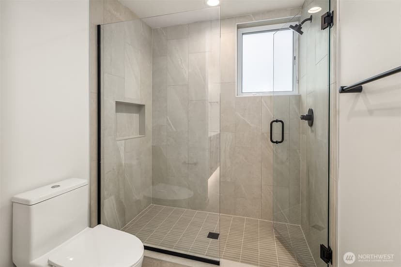 Property photo for 805 NE 71st Street, Seattle photo 19