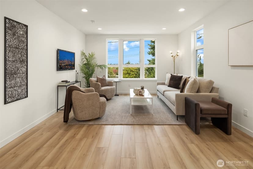 Property photo for 805 NE 71st Street, Seattle photo 11