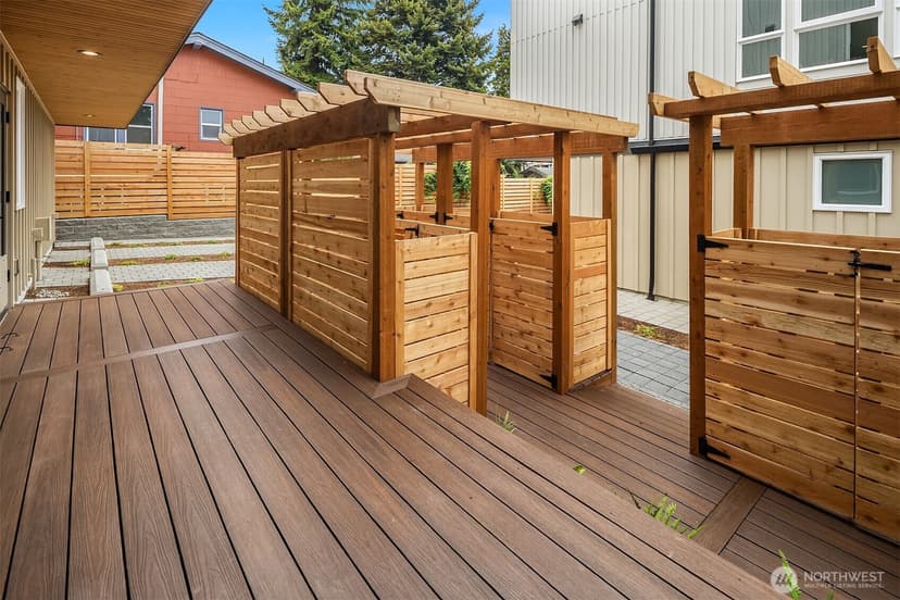 Property photo for 805 NE 71st Street, Seattle photo 31