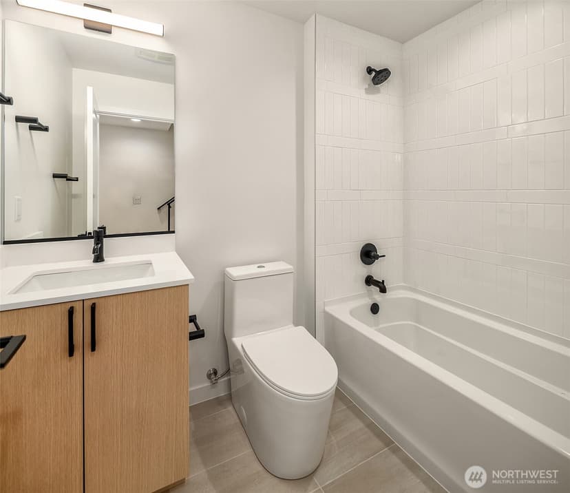 Property photo for 805 NE 71st Street, Seattle photo 22