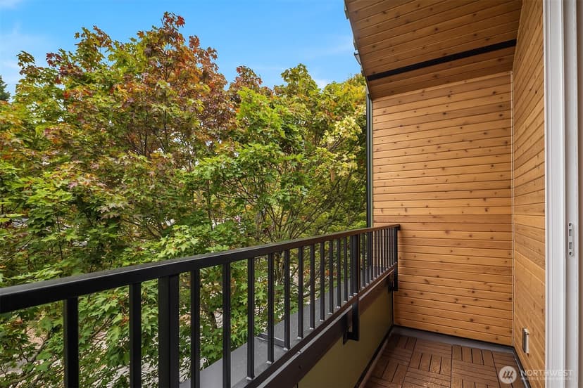 Property photo for 805 NE 71st Street, Seattle photo 20