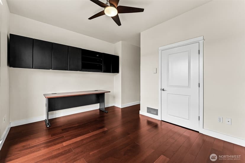 Property photo for 400 Washington Avenue #303, Bremerton photo 9