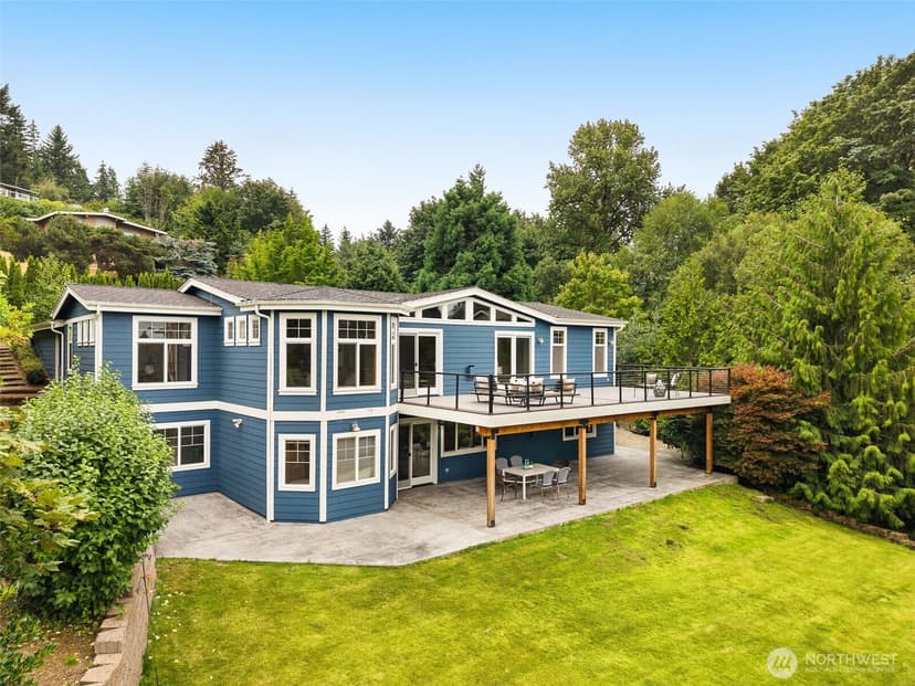 Property photo for 15110 SE 53rd Place, Bellevue photo 2