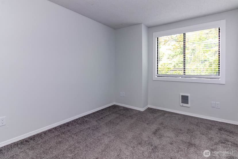 Property photo for 4812 S 187th Place #B203, SeaTac photo 15
