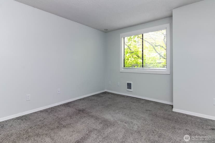 Property photo for 4812 S 187th Place #B203, SeaTac photo 11
