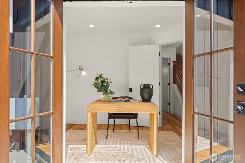 Property photo for 270 Fulton Street, Seattle photo 6
