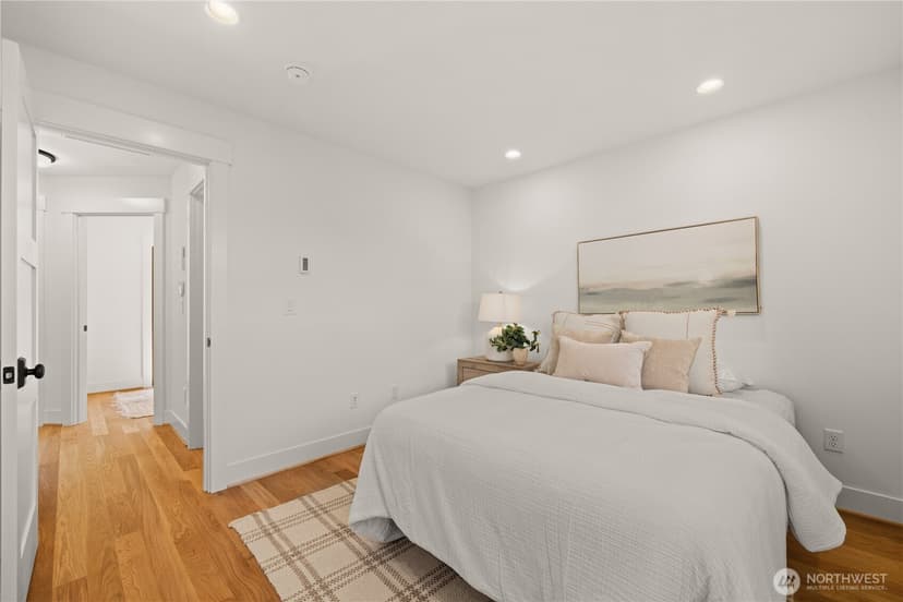 Property photo for 270 Fulton Street, Seattle photo 8