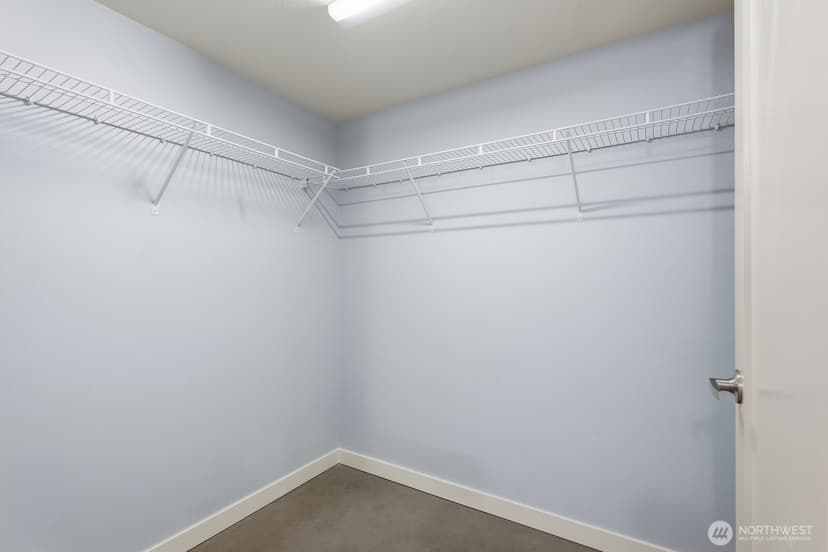Property photo for 3104 Western Avenue #104, Seattle photo 12