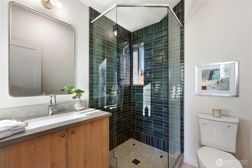 Property photo for 2010 McGilvra Boulevard E, Seattle photo 22