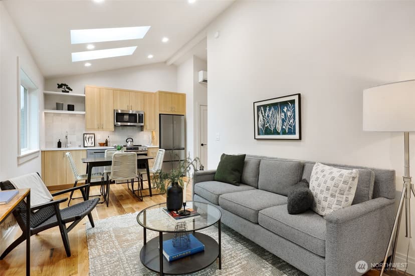 Property photo for 2010 McGilvra Boulevard E, Seattle photo 33