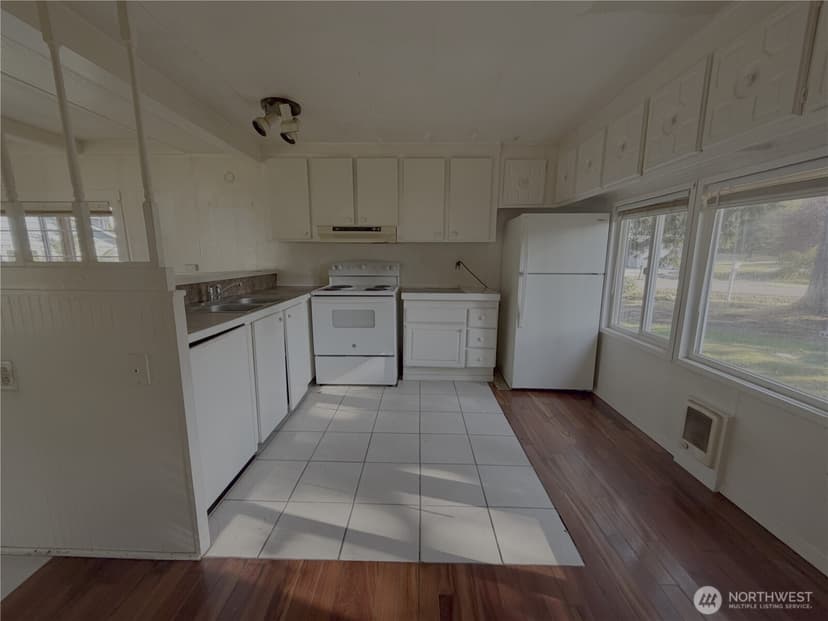 Property photo for 4563 SE Foss Road, Port Orchard photo 8