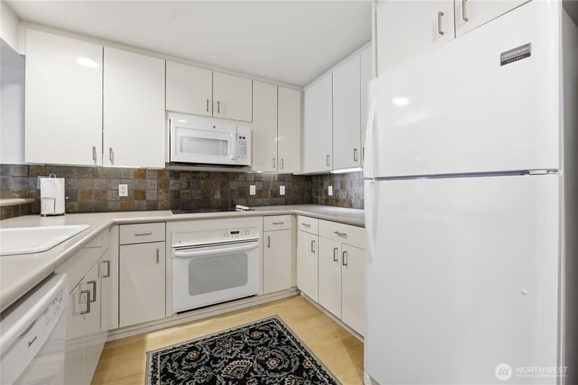 Property photo for 1 Broadway #202, Tacoma photo 8