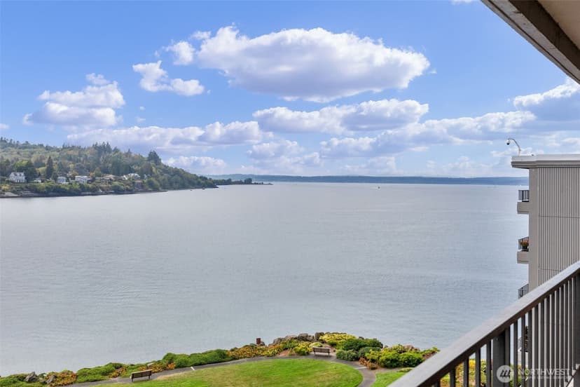Property photo for 6533 Seaview Avenue NW #710A, Seattle photo 17