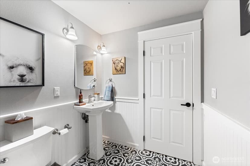 Property photo for 4002 55th Street Ct NW, Gig Harbor photo 16
