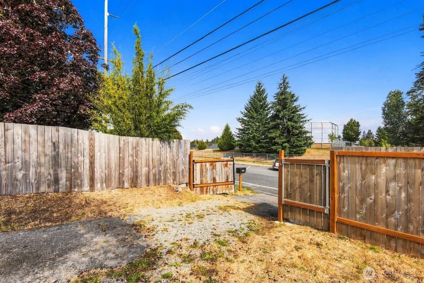 Property photo for 15215 8th Avenue NE, Shoreline photo 30