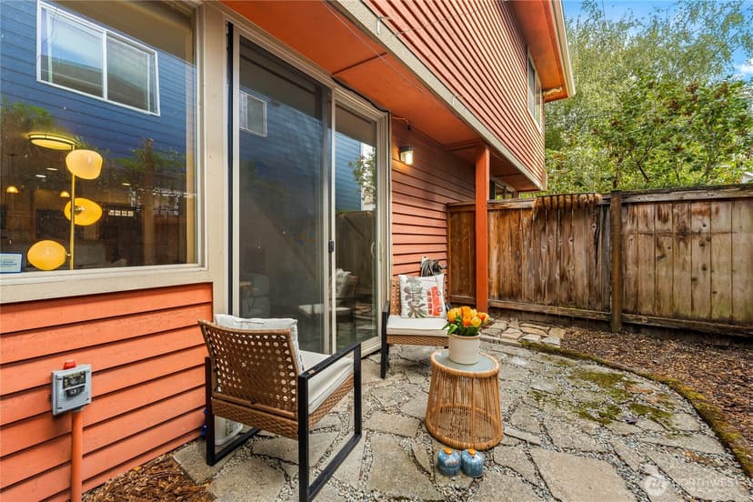 Property photo for 2008 15th Ave South, Seattle photo 27