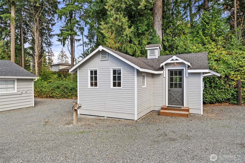 Property photo for 2525 112th Avenue E, Edgewood photo 22