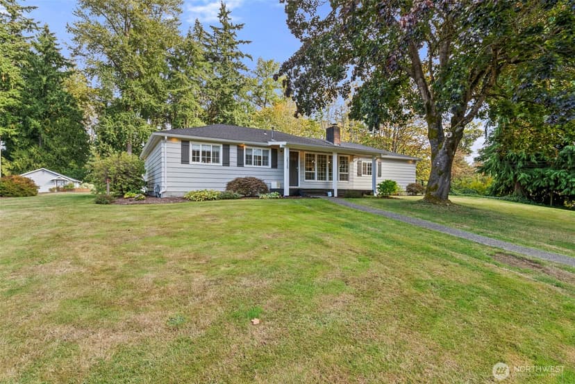 Property photo for 2525 112th Avenue E, Edgewood