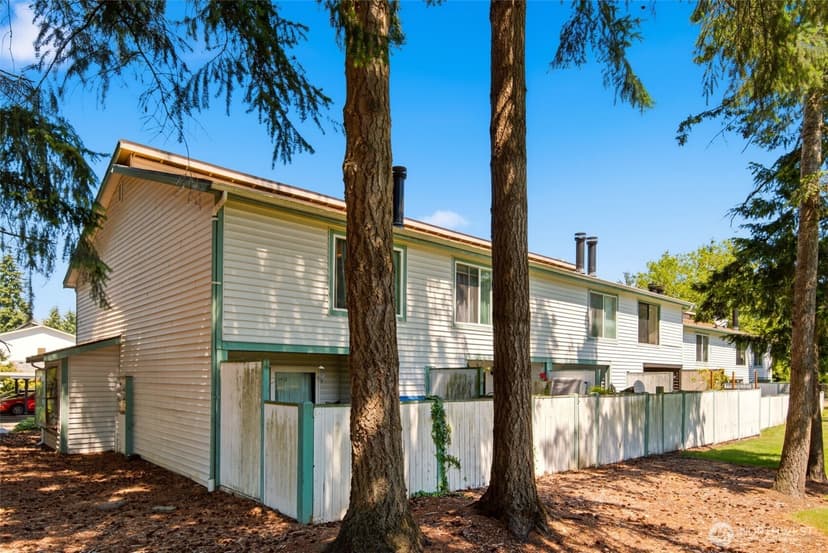 Property photo for 1725 SW 318th Place #49A, Federal Way photo 26