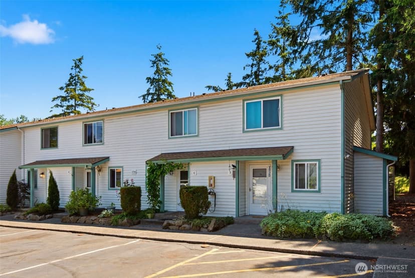 Property photo for 1725 SW 318th Place #49A, Federal Way photo 34