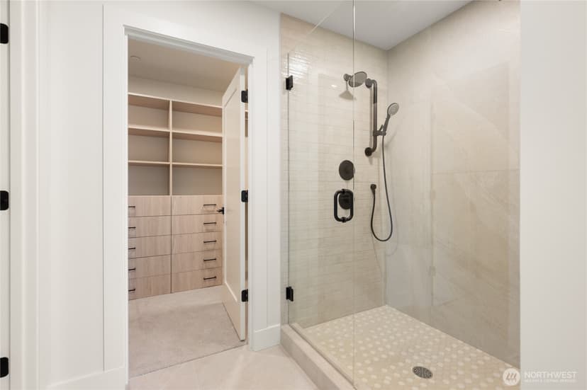 Property photo for 9909 Unit B NE 200th, Bothell photo 22