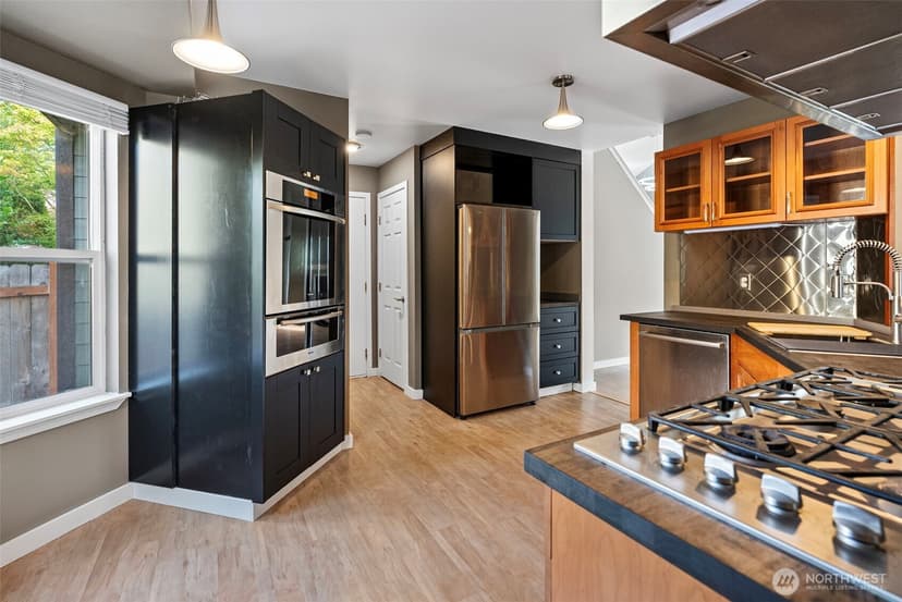 Property photo for 2008 Becky Avenue, Port Orchard photo 13