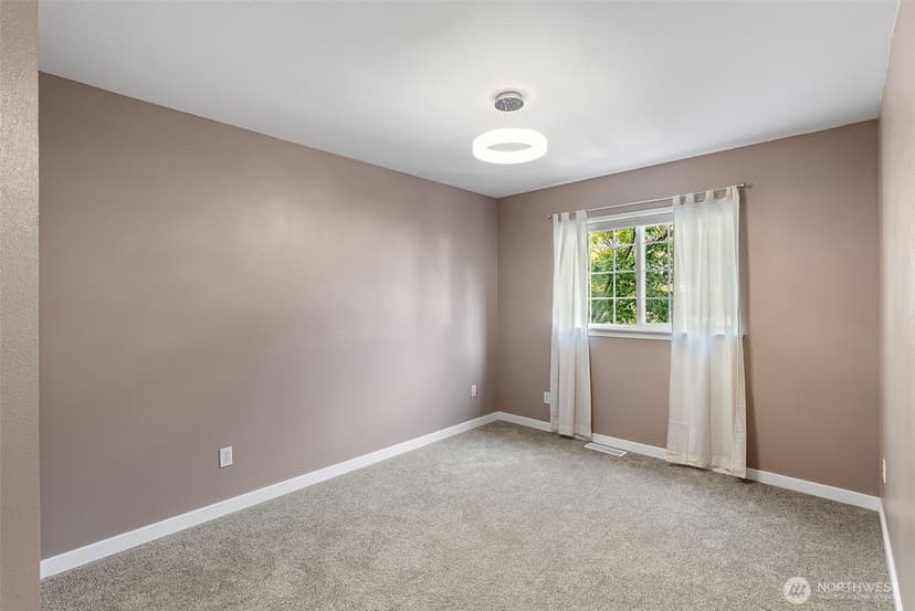 Property photo for 2008 Becky Avenue, Port Orchard photo 26