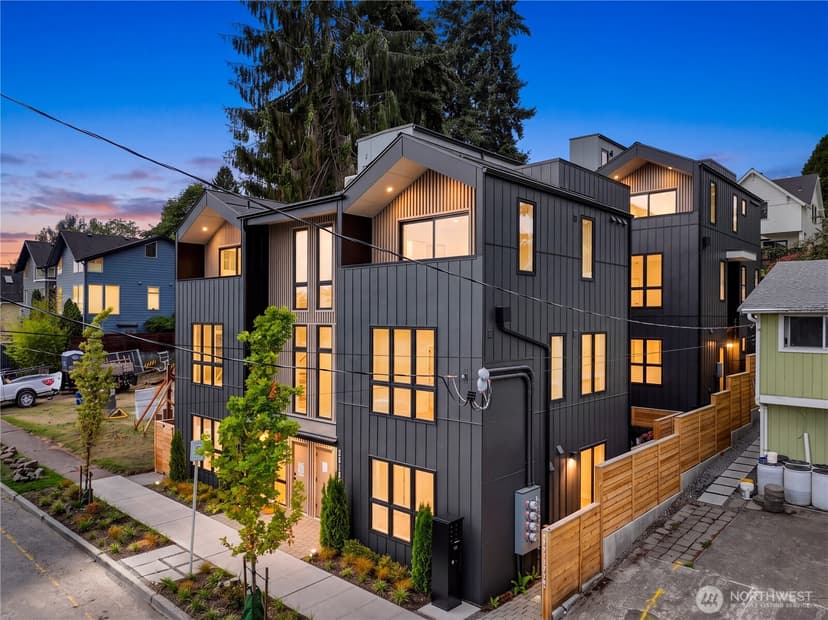 Property photo for 4511 A 34th Avenue S, Seattle