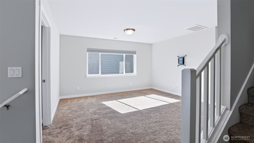 Property photo for 18801 124th Avenue SE, Renton photo 15