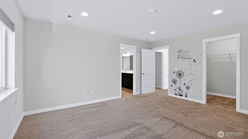 Property photo for 18801 124th Avenue SE, Renton photo 24