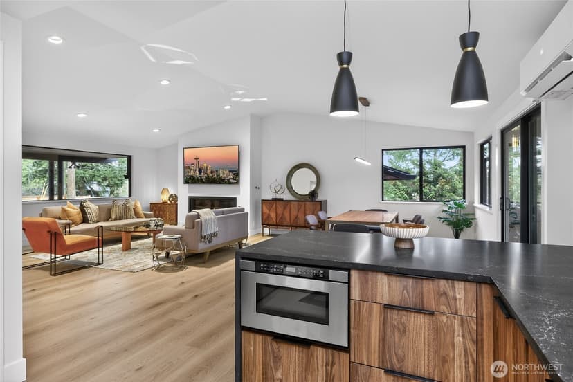 Property photo for 22016 Vine Road, Brier photo 9