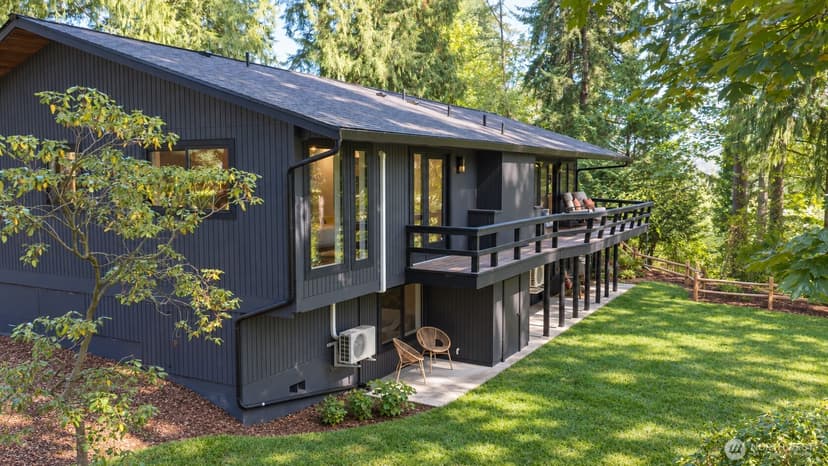 Property photo for 22016 Vine Road, Brier photo 2