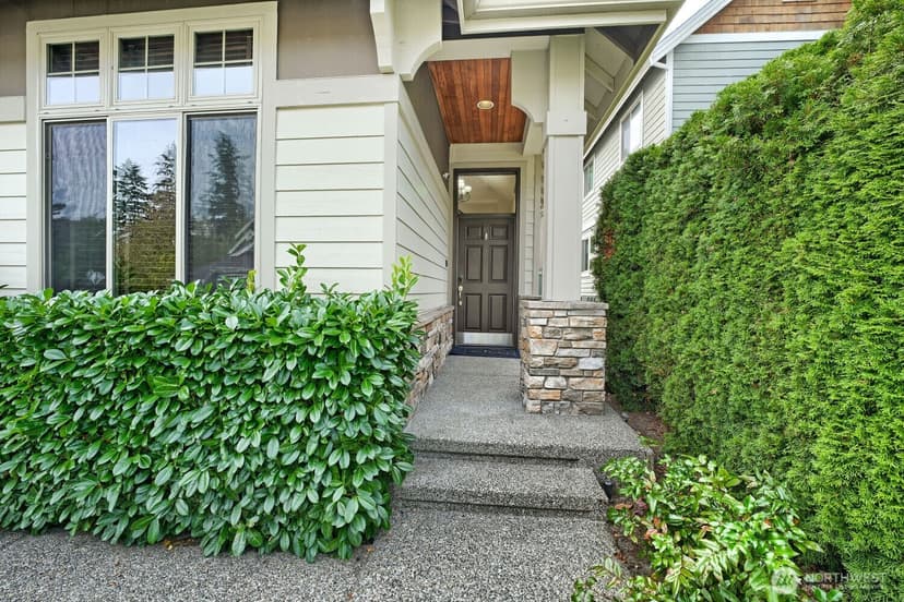 Property photo for 23527 NE 13th Place, Sammamish photo 3