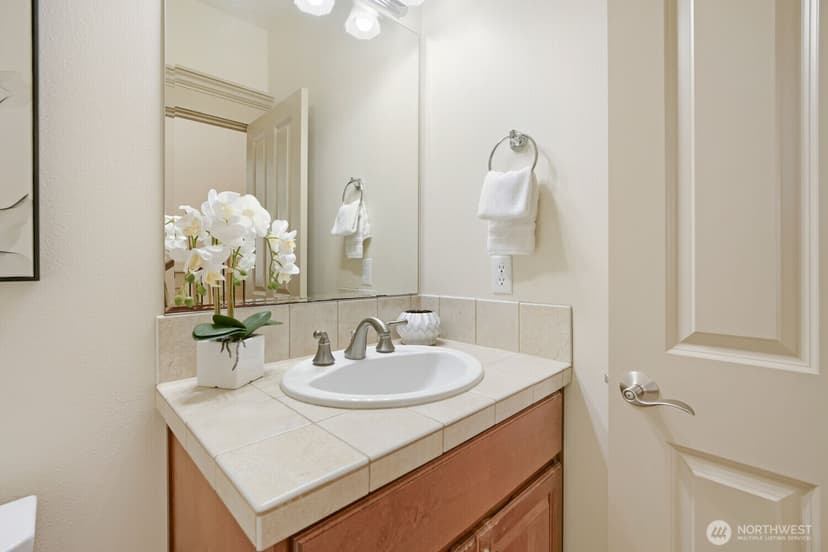 Property photo for 23527 NE 13th Place, Sammamish photo 16