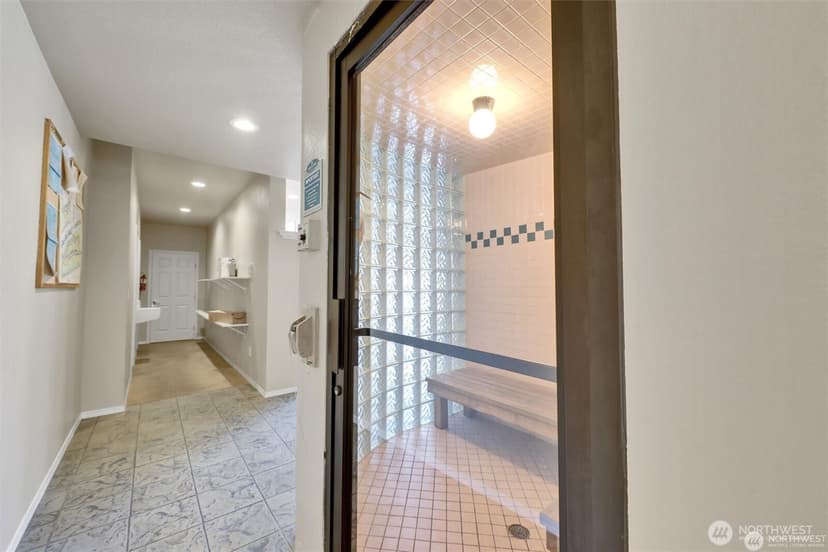 Property photo for 2610 118th Avenue SE #5-202, Bellevue photo 25