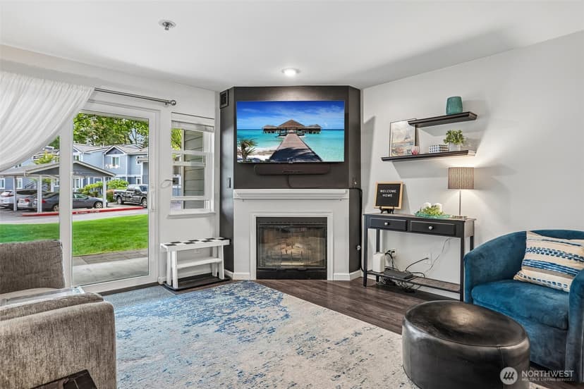 Property photo for 250 NW Dogwood Street #E104, Issaquah photo 8