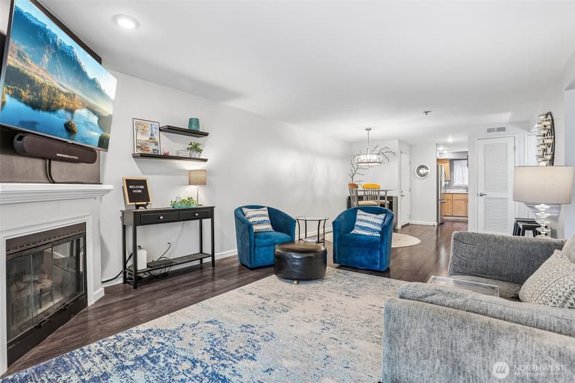 Property photo for 250 NW Dogwood Street #E104, Issaquah photo 9
