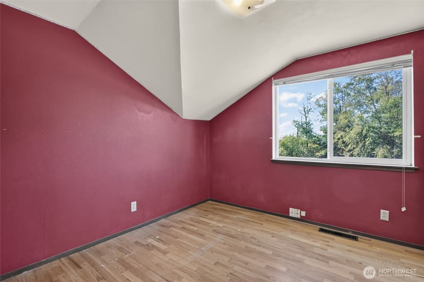 Property photo for 2914 44th Avenue NE, Tacoma photo 21
