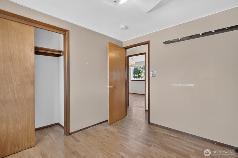 Property photo for 2914 44th Avenue NE, Tacoma photo 22