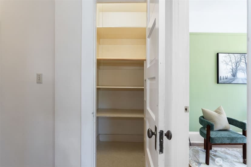 Property photo for 904 E Miller Street #4, Seattle photo 11