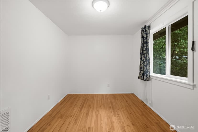 Property photo for 13614 96th Avenue NW, Gig Harbor photo 15