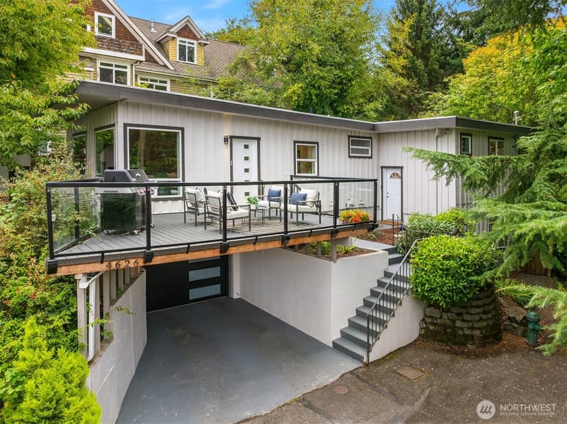Property photo for 4626 33rd Avenue W, Seattle