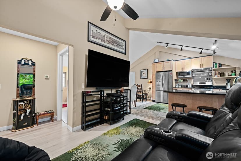 Property photo for 517 NW Old Orchard Way, Poulsbo photo 10