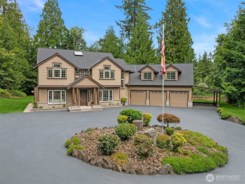 Property photo for 23318 264th Avenue SE, Maple Valley photo 2