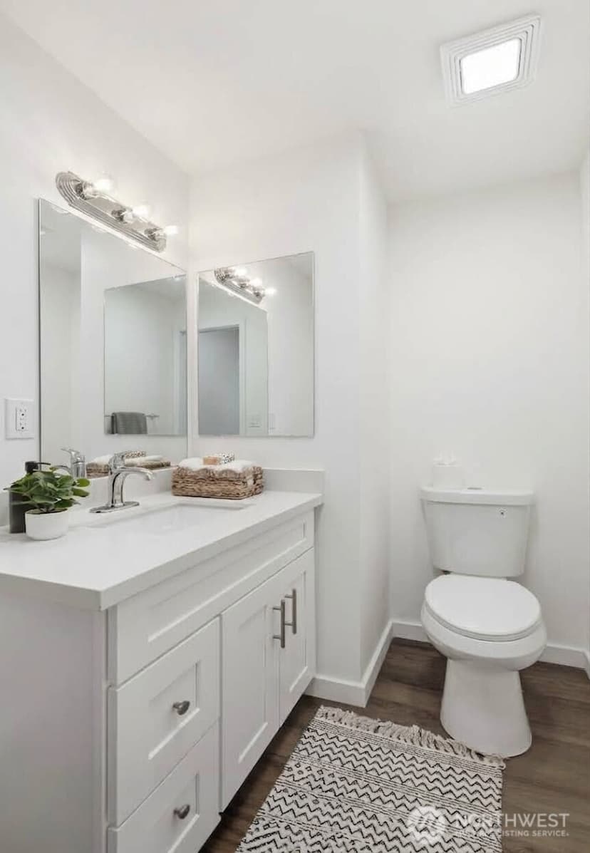 Property photo for 18900 8th Avenue NW #203, Shoreline photo 17