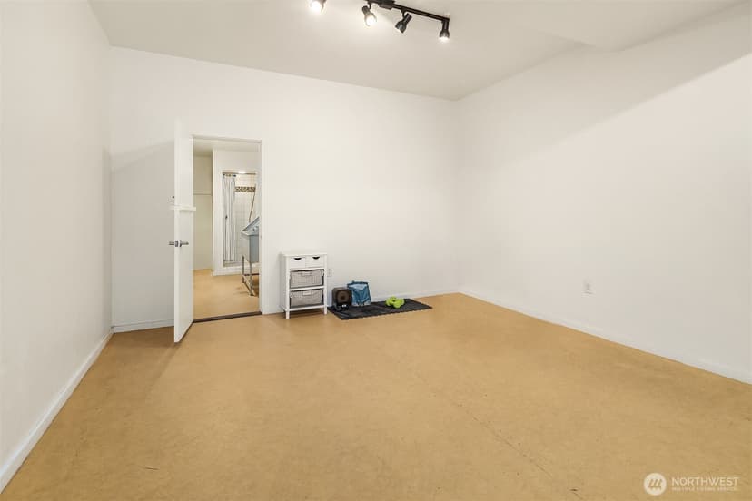 Property photo for 1707 Boylston Avenue #206, Seattle photo 18