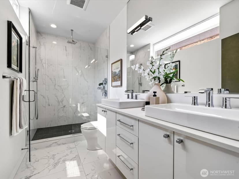 Property photo for 1339 15th Avenue S, Seattle photo 16