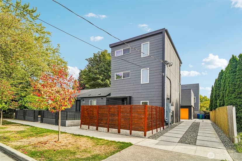 Property photo for 731 S Southern Street #6, Seattle photo 28